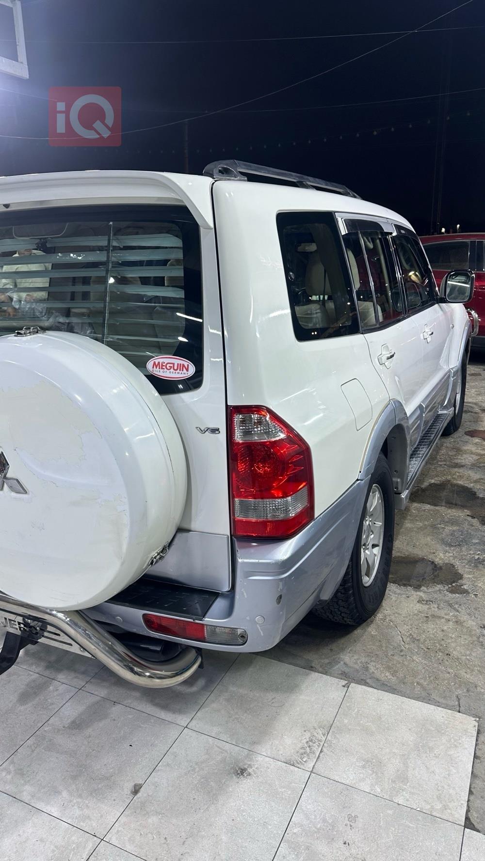 ميتسوبيشي باجيرو